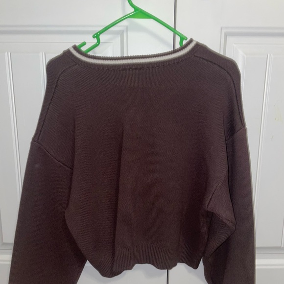 Taylor Swift Chocolate V-Neck Sweater - Picture 3 of 5